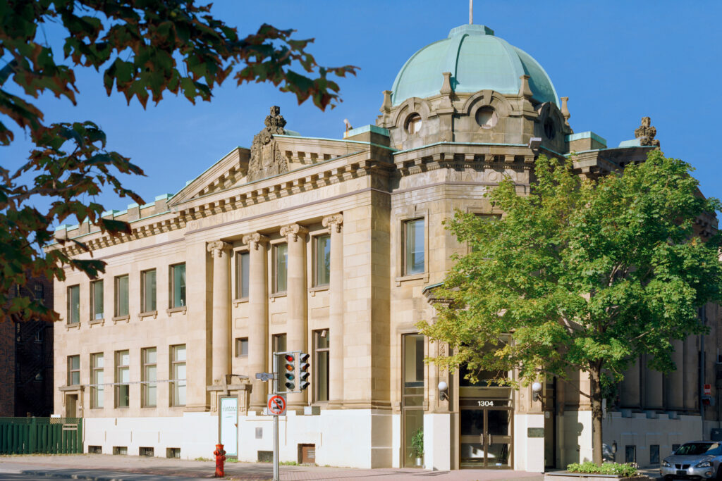 Westmount Post Office building